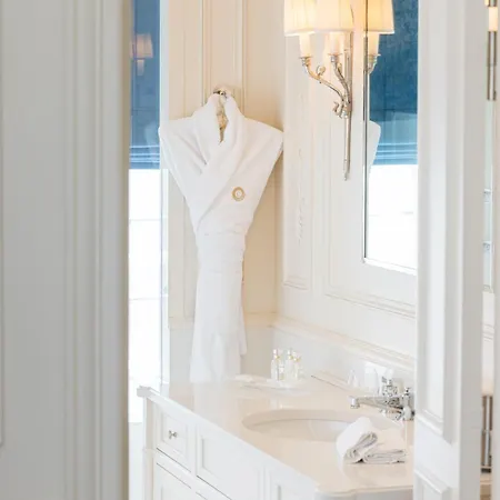 Hotel Domaine Les Crayeres